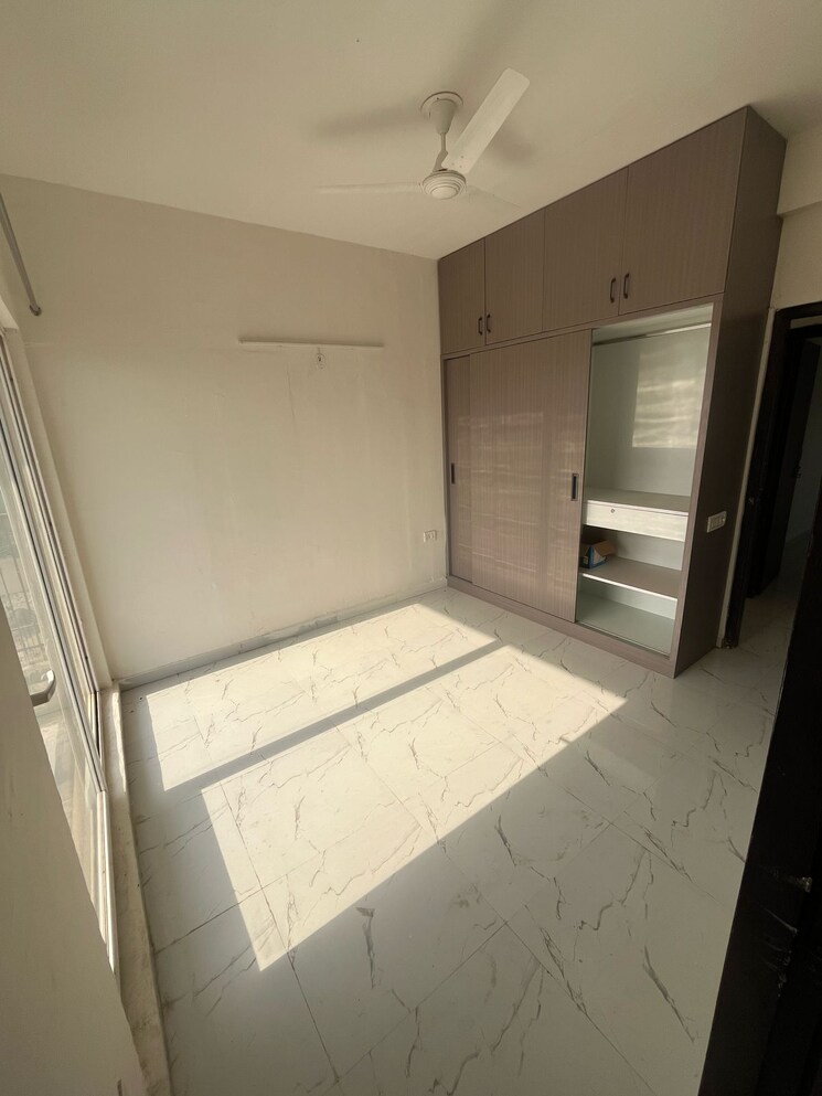 Kitchen, pivotal-paradise 2 Bedroom 686 Sq.Ft. Apartment In Sector 62 Gurgaon 8702811