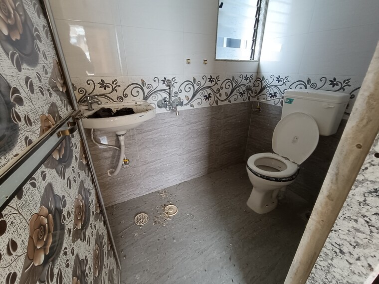 Bathroom, palghar 1 Bedroom 625 Sq.Ft. Apartment In Palghar Palghar 8702820