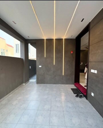 Parking in 3 BHK Builder Floor at Sector 28 – for Sale
