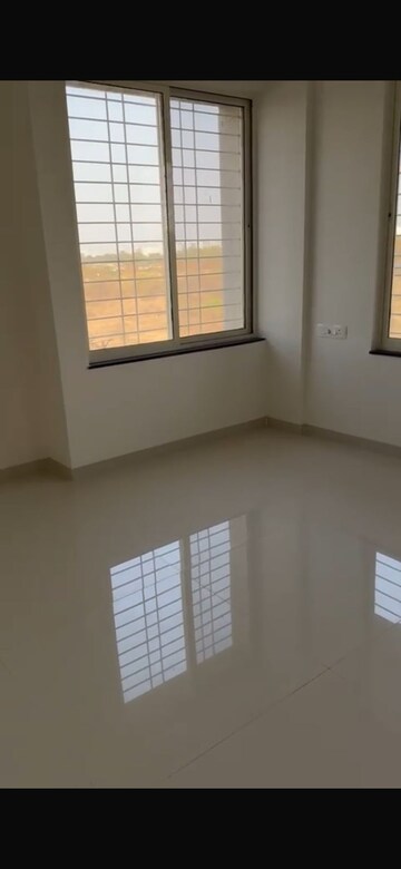 Room in 2 BHK Apartment at Aakar Symphony Apartments, Hadapsar – for Rent