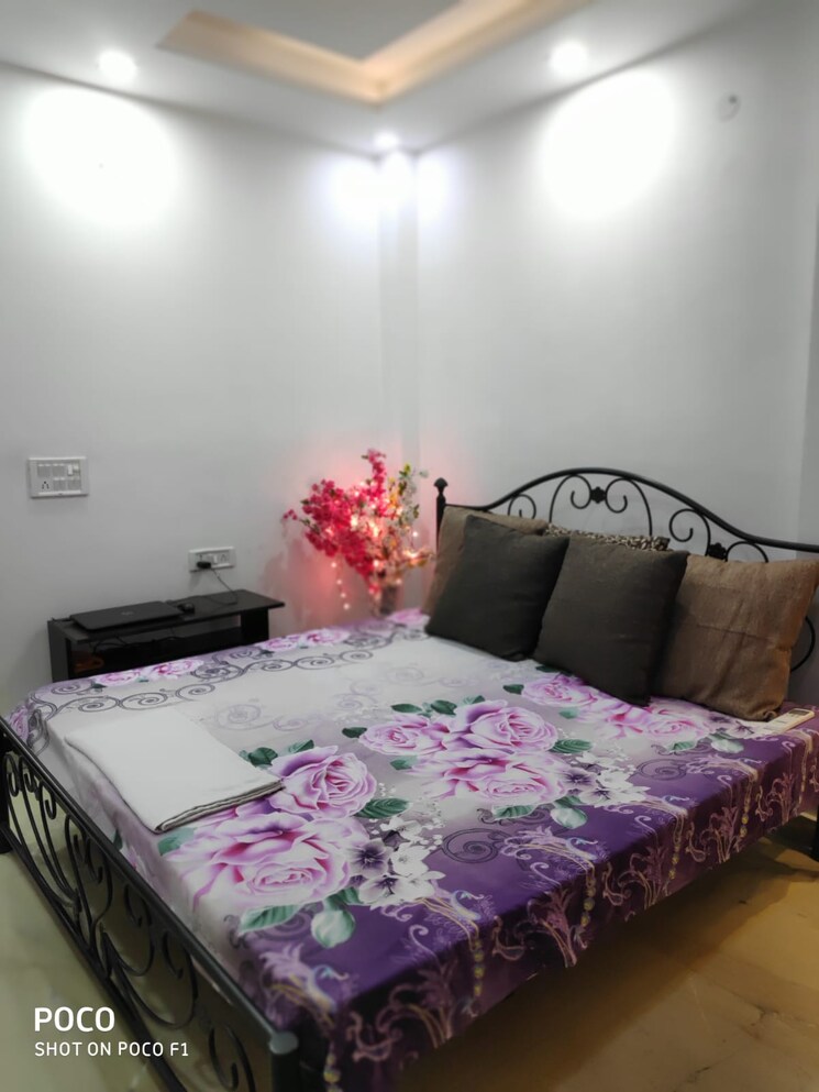 Master Bedroom, rohini sector 24 3 Bedroom 900 Sq.Ft. Builder Floor In Rohini Sector 24 Delhi 8702830