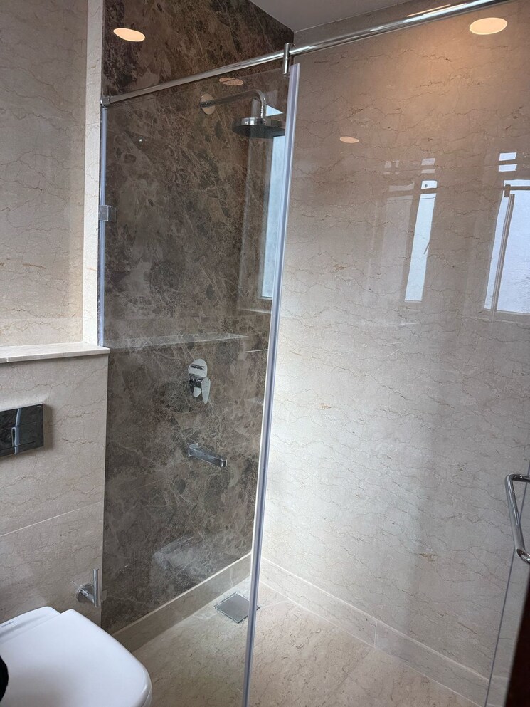 Attached Bathroom, dlf-park-place 3 Bedroom 1975 Sq.Ft. Apartment In Sector 54 Gurgaon 8702858