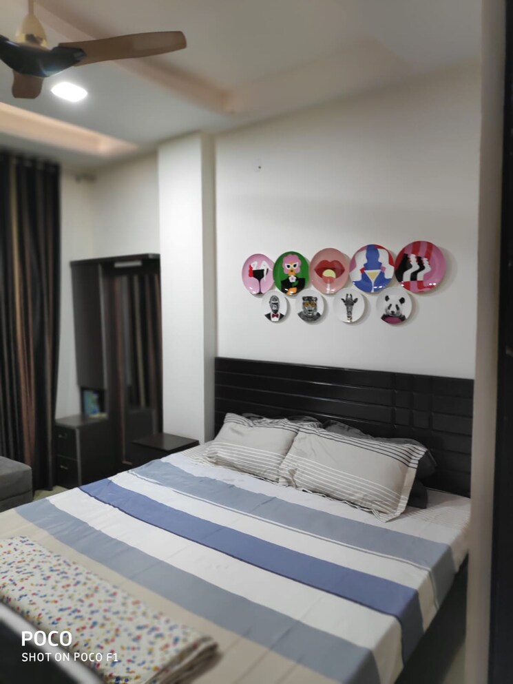 Bedroom, rohini sector 24 3 Bedroom 900 Sq.Ft. Builder Floor In Rohini Sector 24 Delhi 8702830