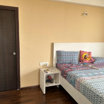 Room in 3 BHK Penthouse at Vastrapur – for Sale