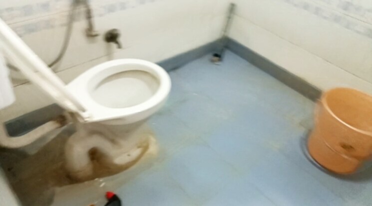 Bathroom, vaishali sector 4 1 Bedroom 680 Sq.Ft. Builder Floor In Vaishali Sector 4 Ghaziabad 8702871