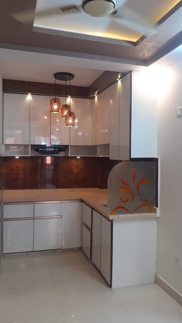 Kitchen in 1.5 BHK Builder Floor at SA HOMES I, Uttam Nagar – for Sale