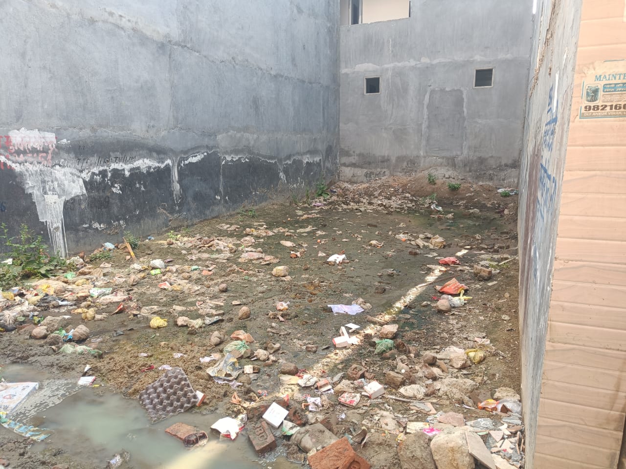 Plot For Sale in Sector 63 A