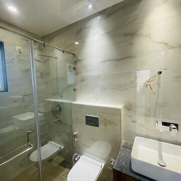 Team Area in 4 BHK Builder Floor at M3M Paragon 57, Sushant Lok Iii – for Rent