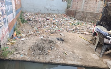 Plot For Sale in Sector 63a