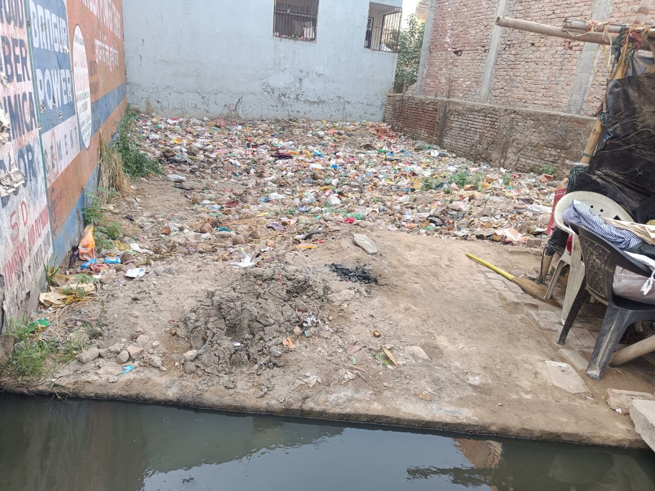 Plot For Sale in Sector 63 A