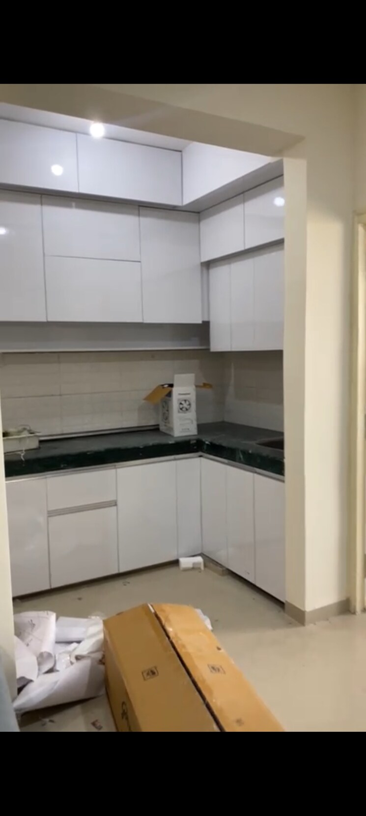 Kitchen, shree-vardhman-green-court 1 Bedroom 432 Sq.Ft. Apartment In Sector 90 Gurgaon 8702996