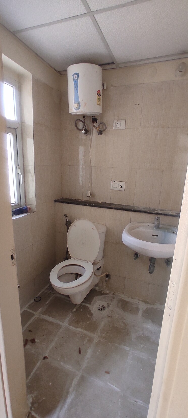 Bathroom, bptp-park-elite-premium 3 Bedroom 1066 Sq.Ft. Apartment In Sector 84 Faridabad 8703019
