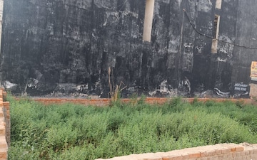 Plot For Sale in Sector 63a