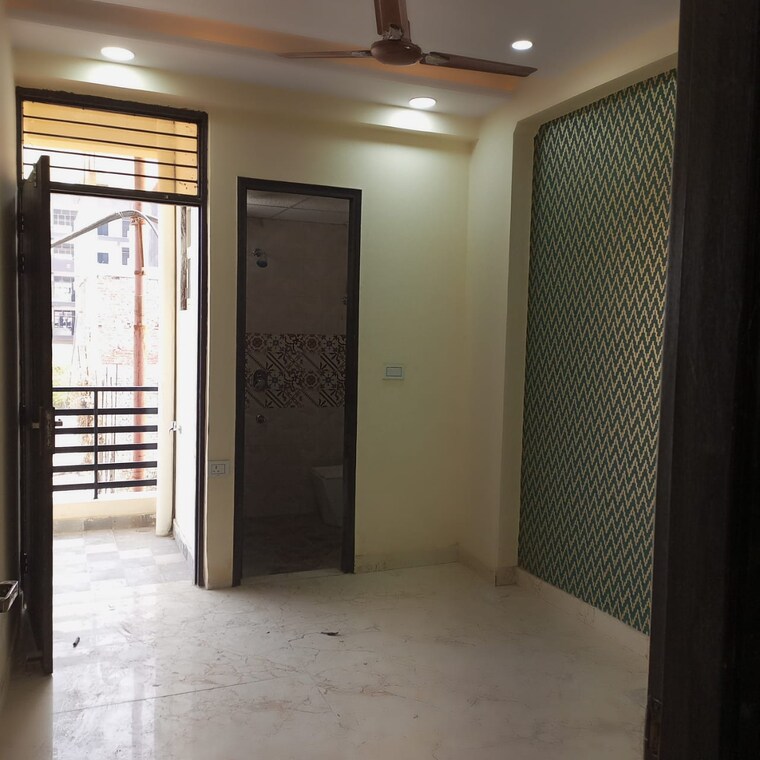 Room, dmd-hometech-2 2 Bedroom 1100 Sq.Ft. Apartment In Sector 53 Noida 8703025