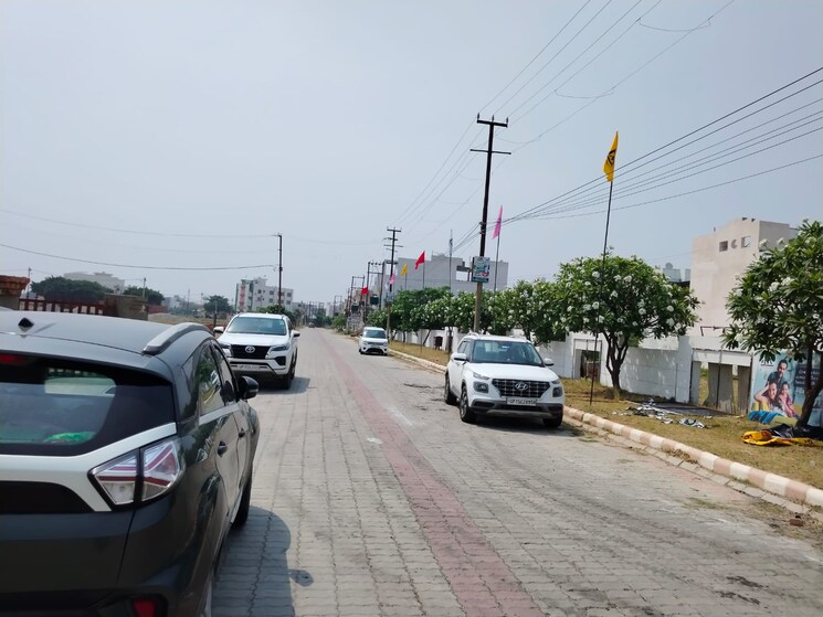 undefined, baghpat road  100 Sq.Yd. Plot In Baghpat Road Meerut 8703058