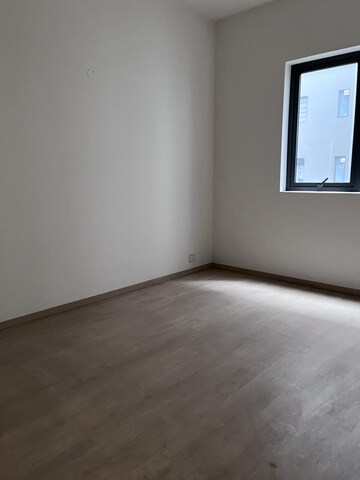 Room in 2 BHK Apartment at Ireo Skyon, Sector 60 – for Rent