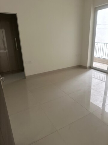 Room in 4 BHK Apartment at Artique Uptown Skylla, International Airport Road – for Sale