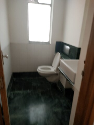 Bathroom in 3 BHK Apartment at Parsvnath Exotica, Sector 53 – for Rent