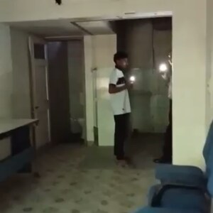 Living Room in  Shop at Mayur Vihar Phase ii – for Sale