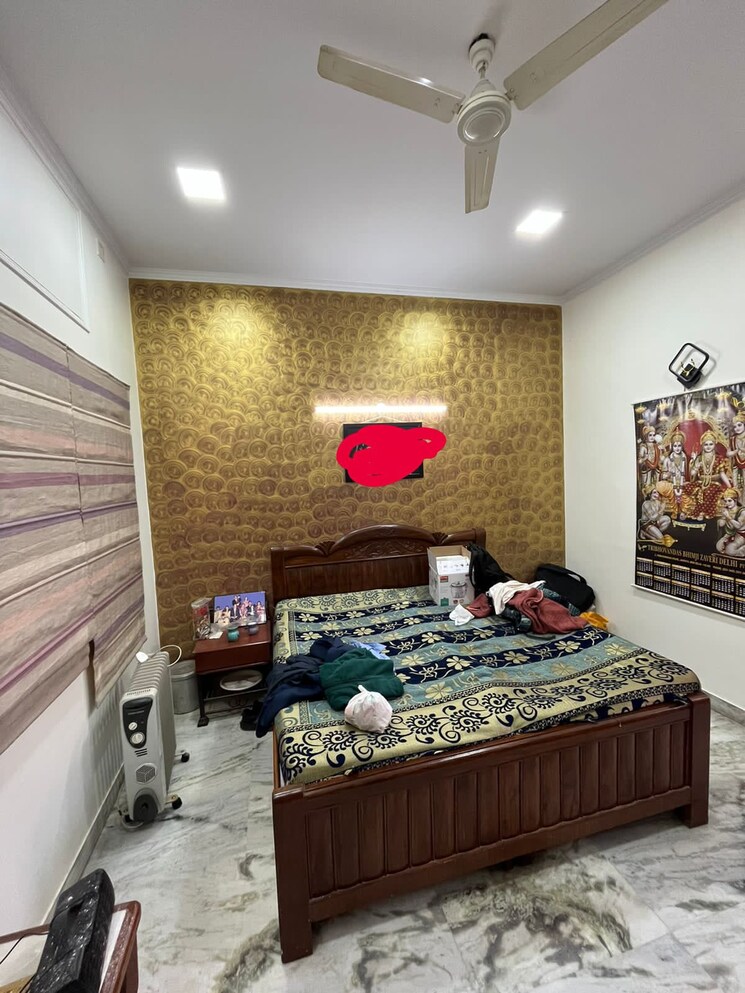 Bedroom, hauz khas 3 Bedroom 250 Sq.Yd. Builder Floor In Hauz Khas Delhi 8703262