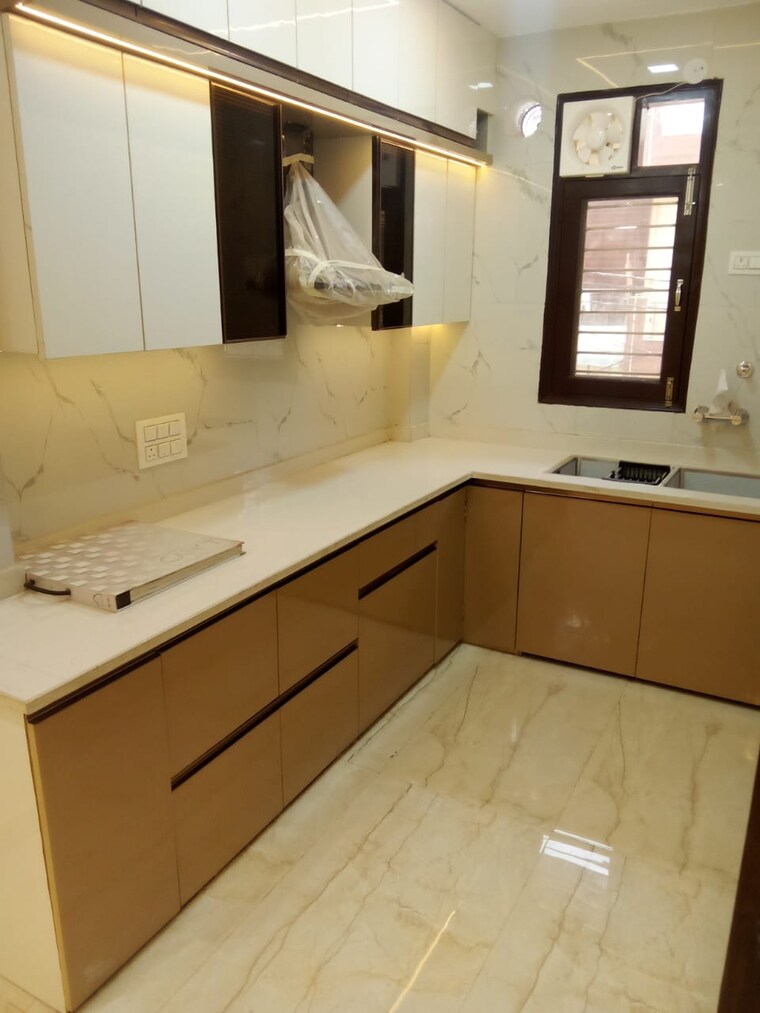 Kitchen, aman-plaza 3 Bedroom 90 Sq.Mt. Builder Floor In Shakti Khand iv Ghaziabad 8703269