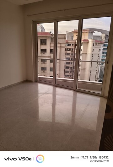 2 BHK Apartment For Rent in Lodha Fiorenza, Goregaon East