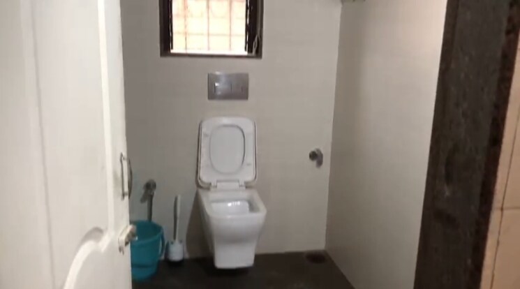 Bathroom, pride-park 2 Bedroom 814 Sq.Ft. Apartment In Dhokali Thane 8703432