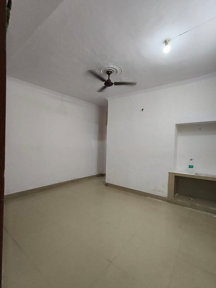 Living Room, vaishali sector 5 2 Bedroom 860 Sq.Ft. Builder Floor In Vaishali Sector 5 Ghaziabad 8703418