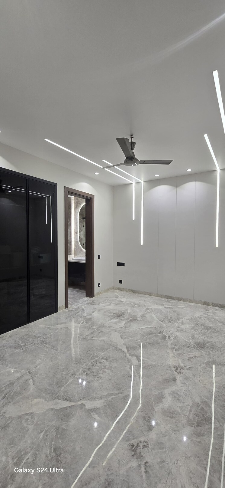 Room, bptp-amstoria-country-floor 3 Bedroom 2700 Sq.Ft. Builder Floor In Sector 102 Gurgaon 8703417