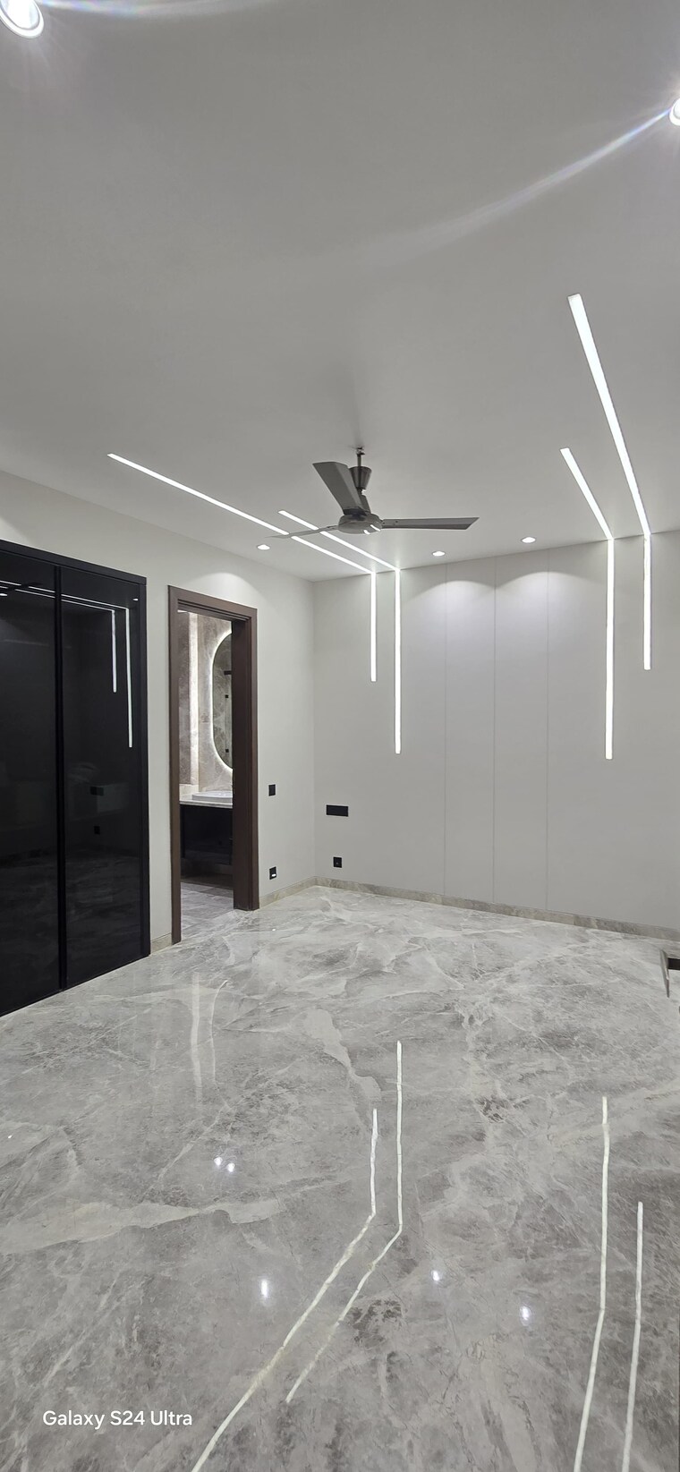 Room, bptp-amstoria-country-floor 3 Bedroom 2700 Sq.Ft. Builder Floor In Sector 102 Gurgaon 8703417