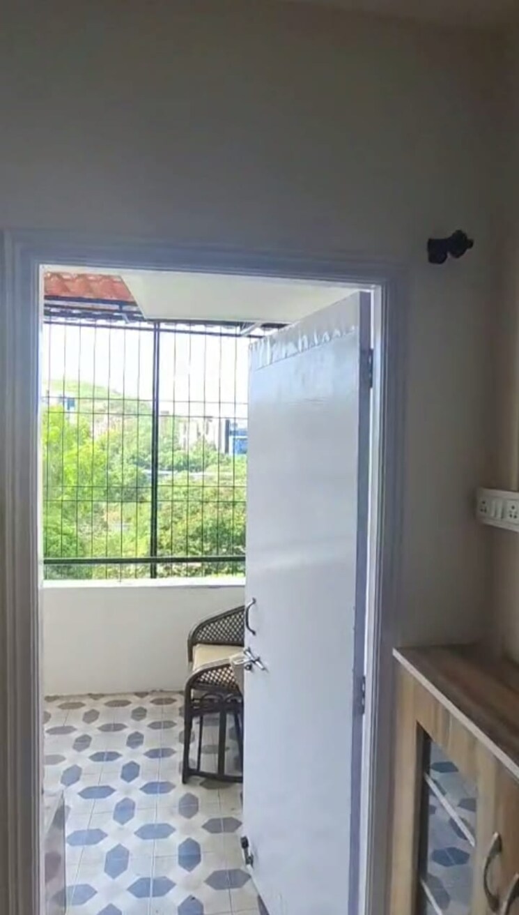 Balcony, yash-classic 2 Bedroom 1000 Sq.Ft. Apartment In Pashan Sus Road Pune 8703412