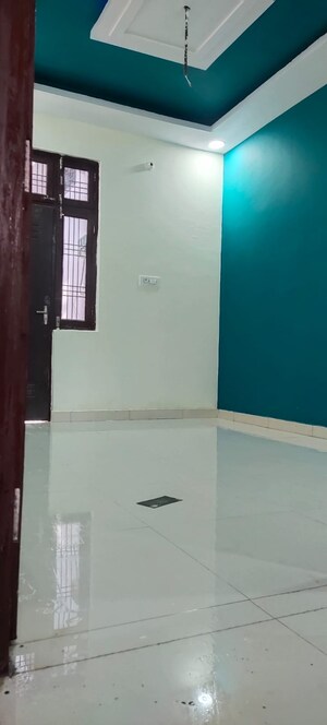 Room in 2 BHK Villa at Kanpur Road – for Sale