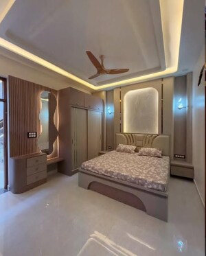 Living Room in 3.5 BHK Builder Floor at Sector 30 – for Sale