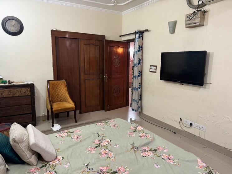 Bedroom, ardee-city 4 Bedroom 2800 Sq.Ft. Builder Floor In Sector 52 Gurgaon 8703503