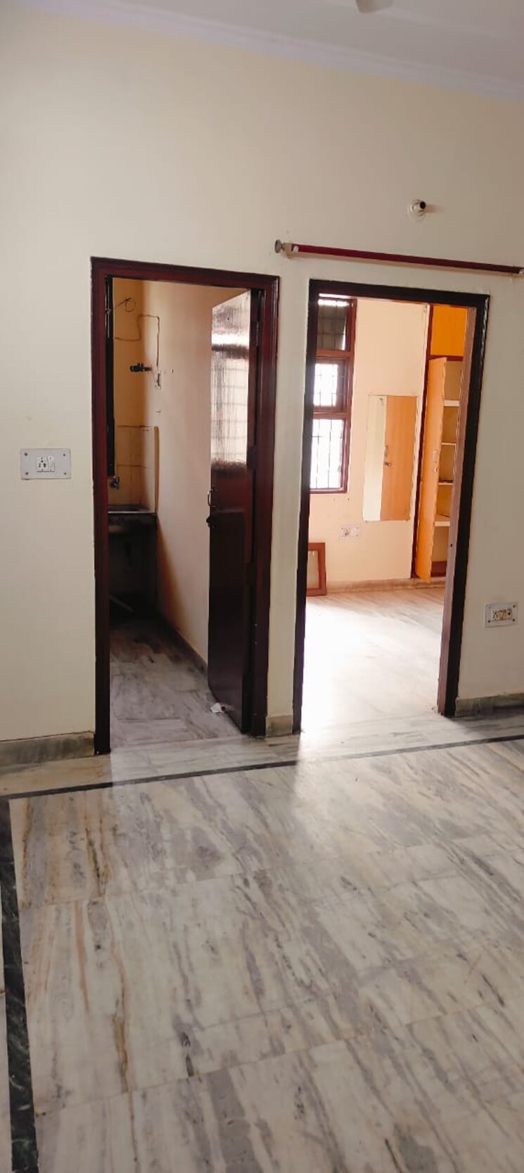 undefined, vaishali sector 6 1 Bedroom 500 Sq.Ft. Builder Floor In Vaishali Sector 6 Ghaziabad 8703456