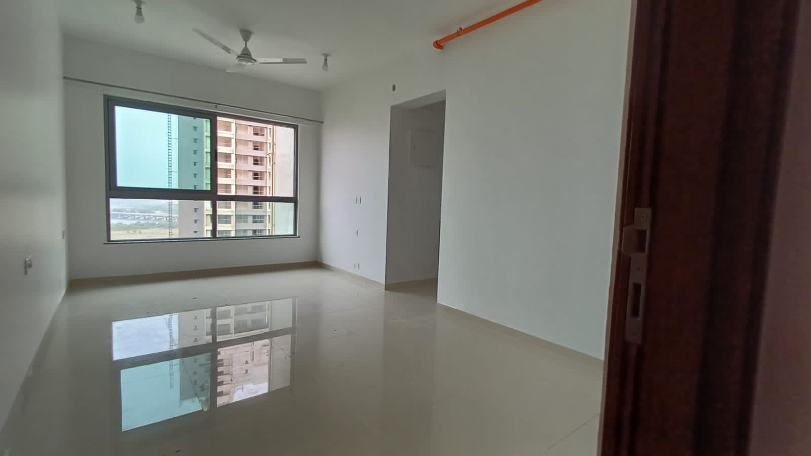 2 BHK + Extra Room Apartment For Rent in Kalpataru Immensa