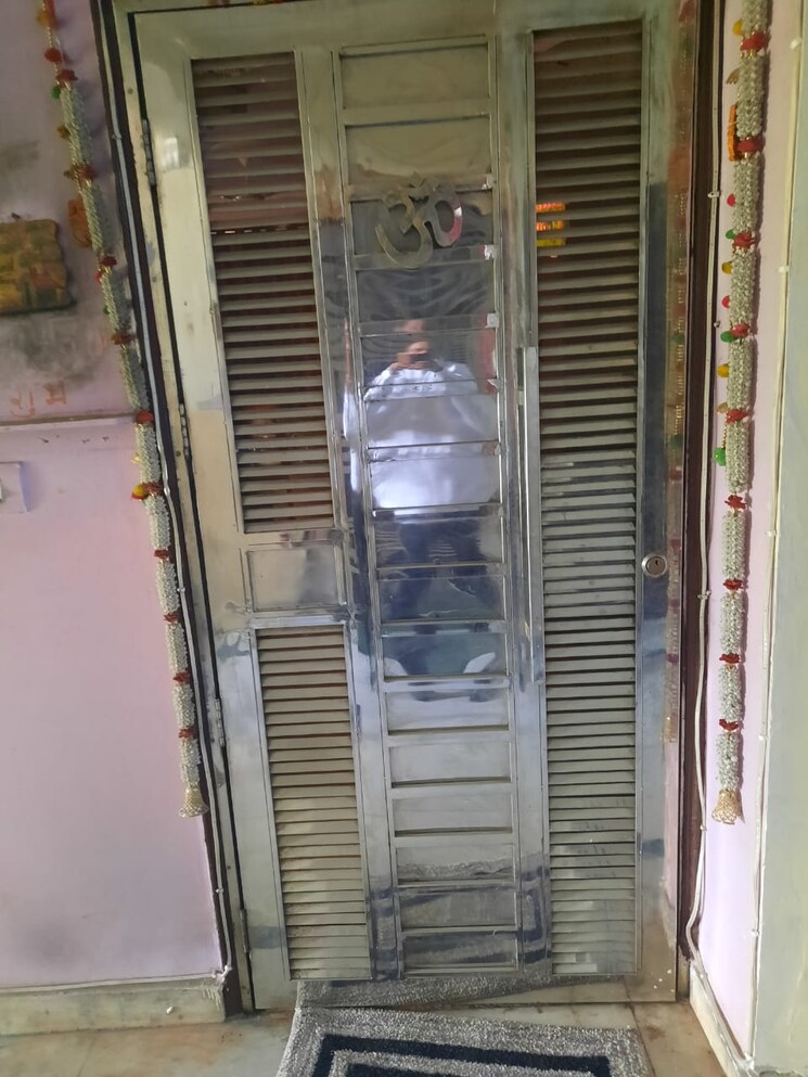 Exterior View, amrapali-royal 3 Bedroom 1399 Sq.Ft. Apartment In Vaibhav Khand Ghaziabad 8703592