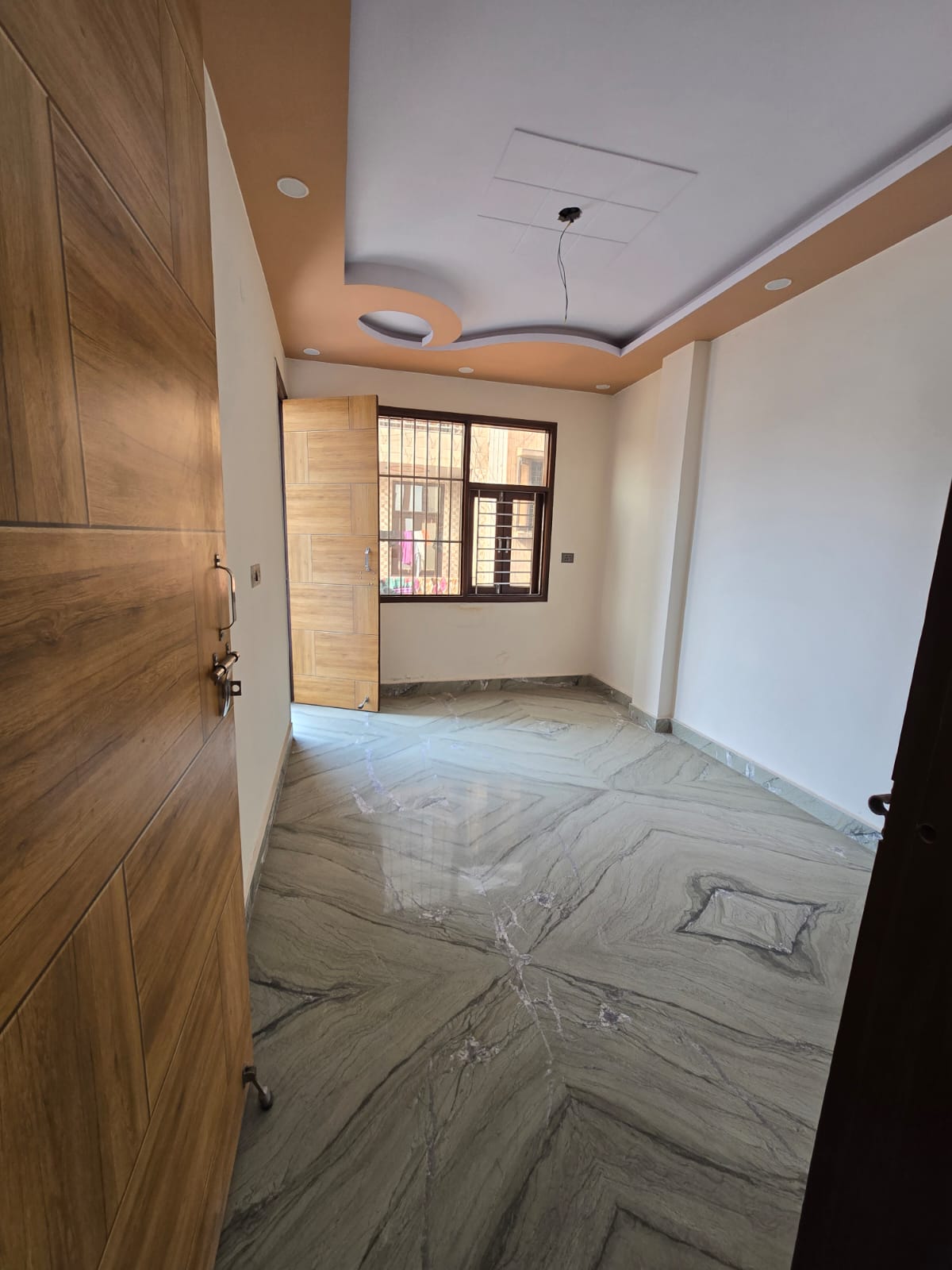 2.5 BHK + Extra Room Builder Floor For Sale in Bunty Associates