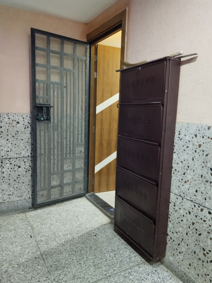 Room, panchsheel vihar 3 Bedroom 1200 Sq.Ft. Apartment In Panchsheel Vihar Delhi 8703608