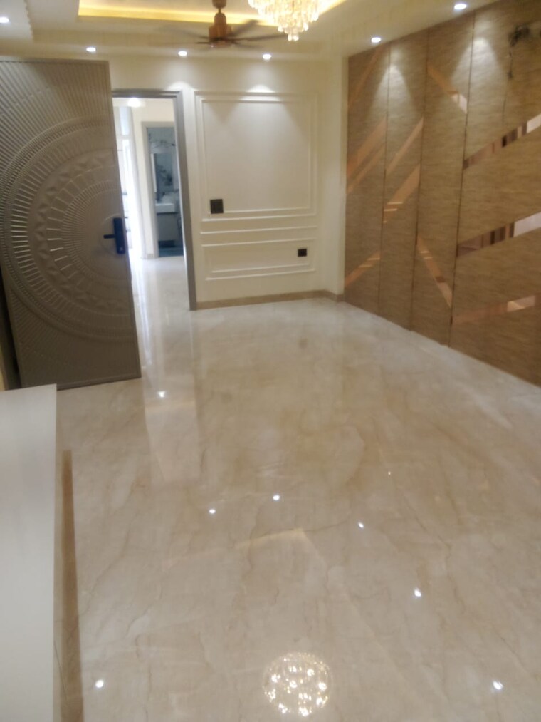 Bathroom, smart-lane 3 Bedroom 112 Sq.Mt. Builder Floor In Niti Khand Ghaziabad 8703882