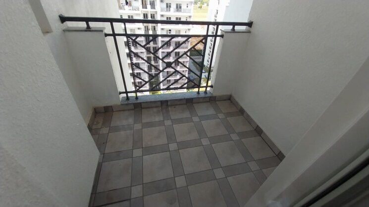 Balcony, central-park-flower-valley-aqua-front-towers 3 Bedroom 1789 Sq.Ft. Apartment In Sohna Sector 33 Gurgaon 8703856