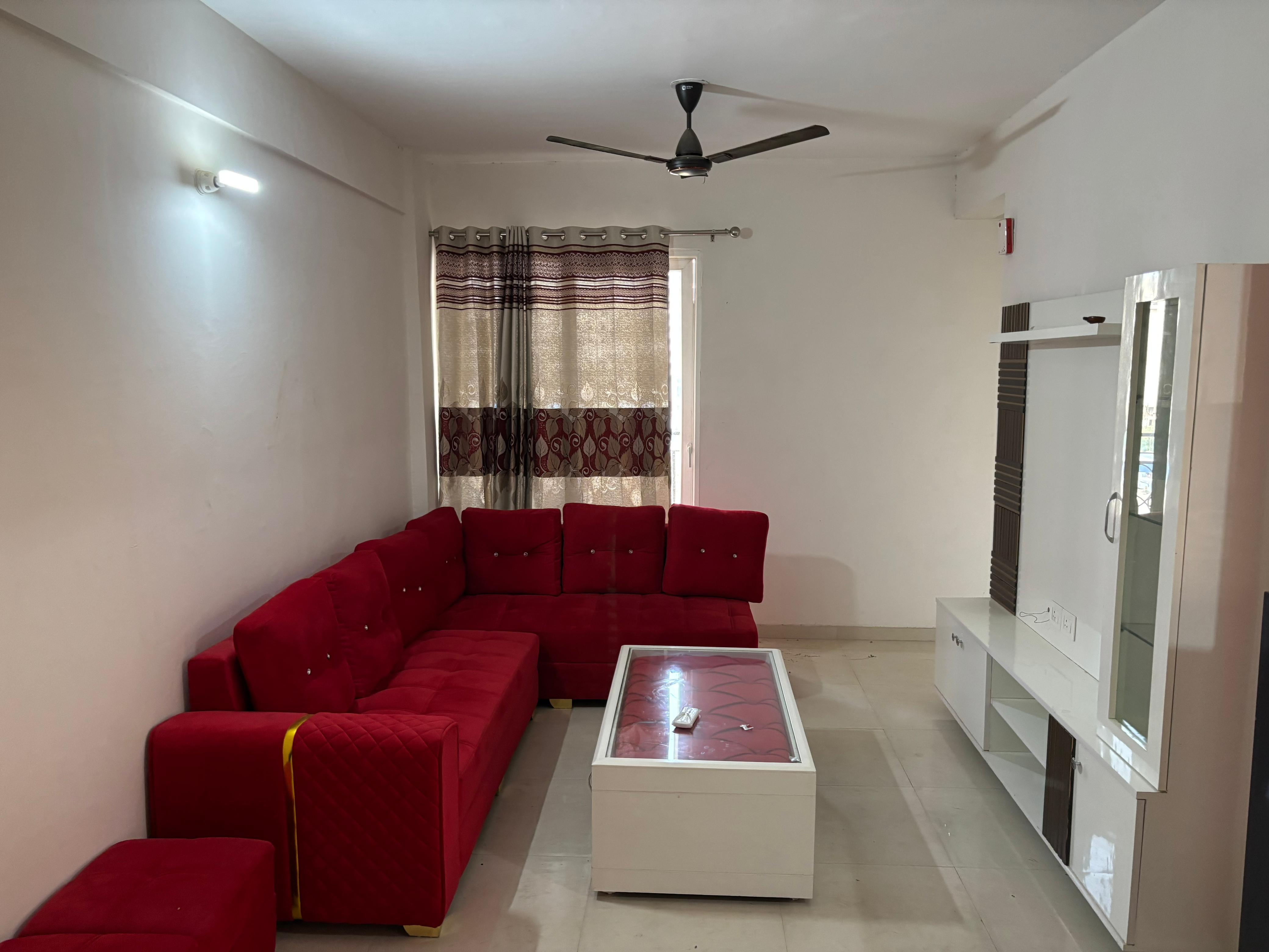 2 BHK Apartment For Rent in Signature Global The Millennia