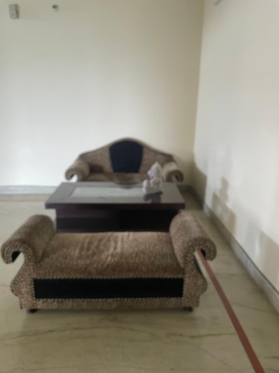 4 BHK Builder Floor For Rent in Migsun Delta Street