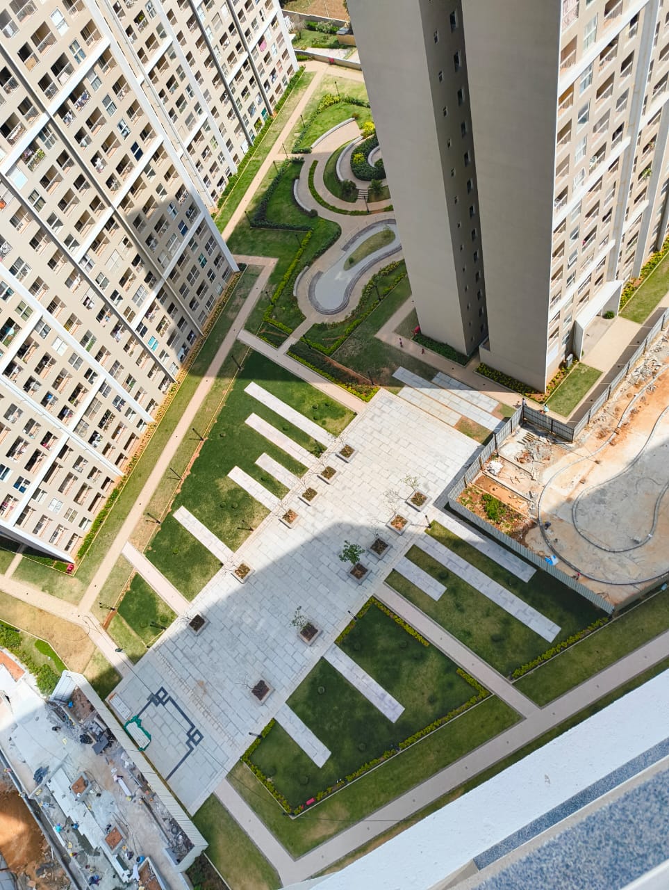 2 BHK + Pooja Room,Study Room Apartment For Sale in Sobha Dream Gardens