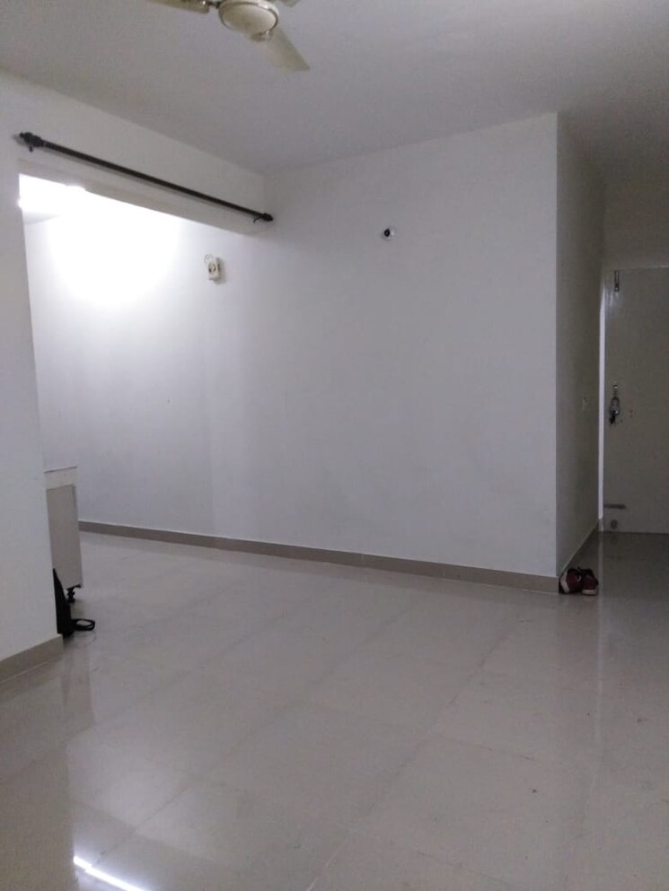 Room, suncity-avenue-102 2 Bedroom 632 Sq.Ft. Apartment In Sector 102 Gurgaon 8703998