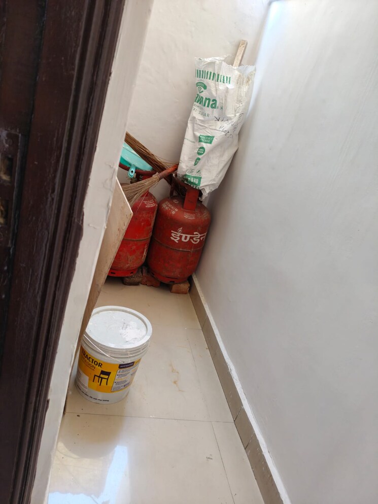 undefined, virender nagar 1 Bedroom 50 Sq.Yd. Builder Floor In Virender Nagar Delhi 8703918