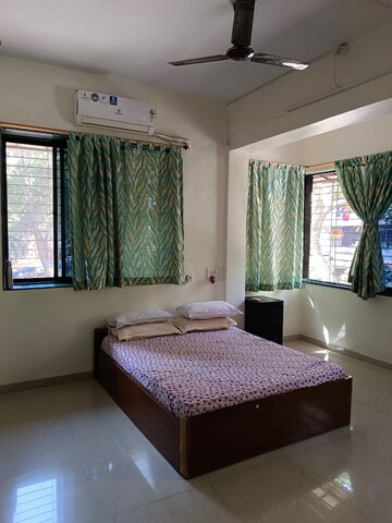 2 BHK Apartment For Rent in Shree CHS Vile Parle, Vile Parle West