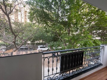 Balcony in Studio Builder Floor at Sector 42 – for Rent