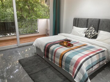 Bedroom in Studio Builder Floor at Sector 42 – for Rent