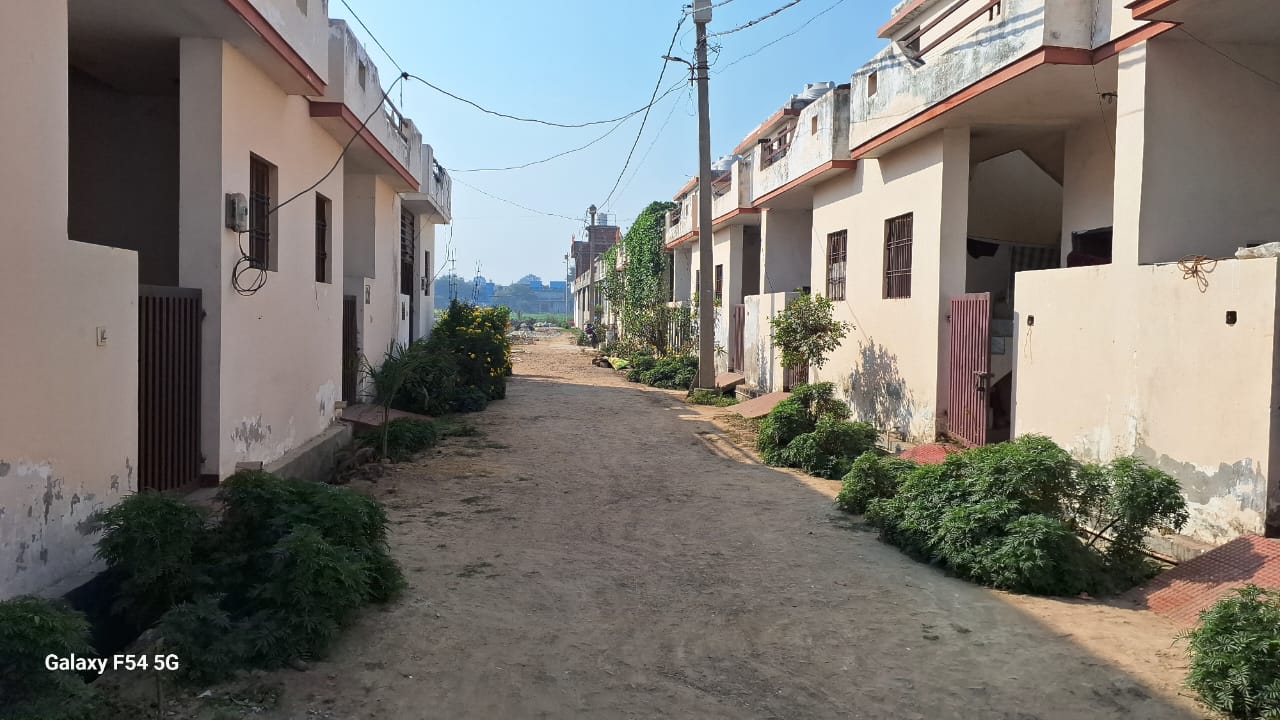 Plot For Sale in Gopal Tower